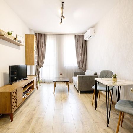 Central Point Premium + Русе Екстер'єр фото