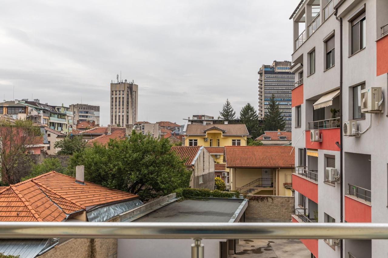 Central Point Premium + Русе Екстер'єр фото